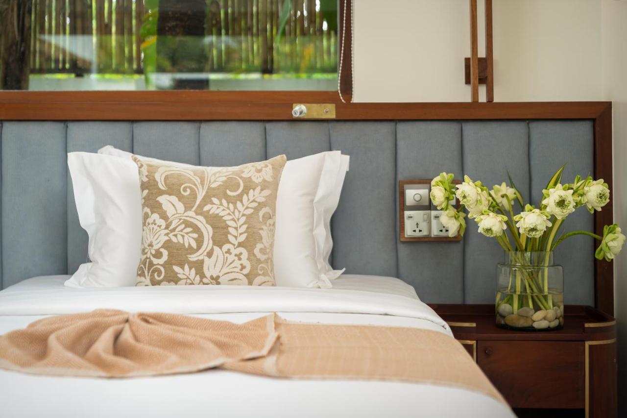 Waka Villa Private Pool Resort & Spa - Adults Only シェムリアップ エクステリア 写真
