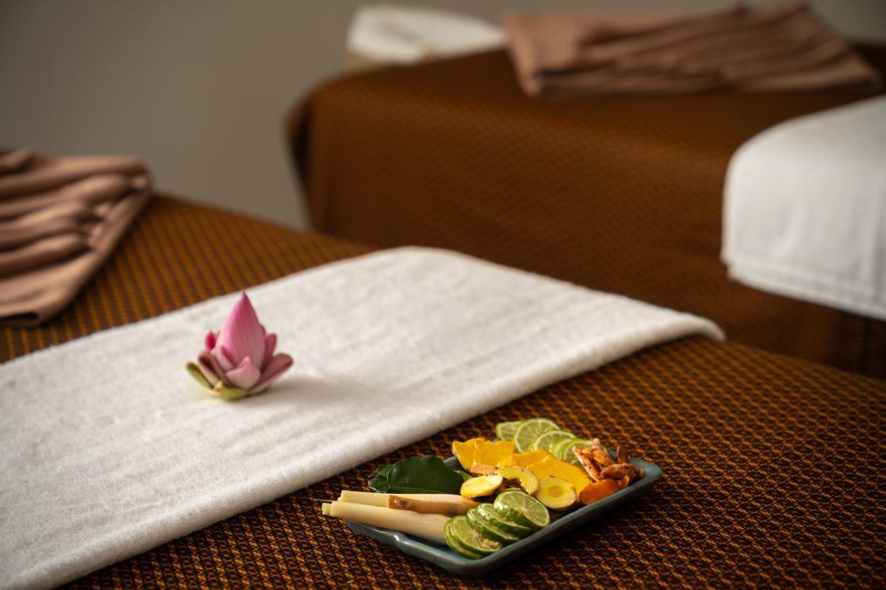 Waka Villa Private Pool Resort & Spa - Adults Only シェムリアップ エクステリア 写真