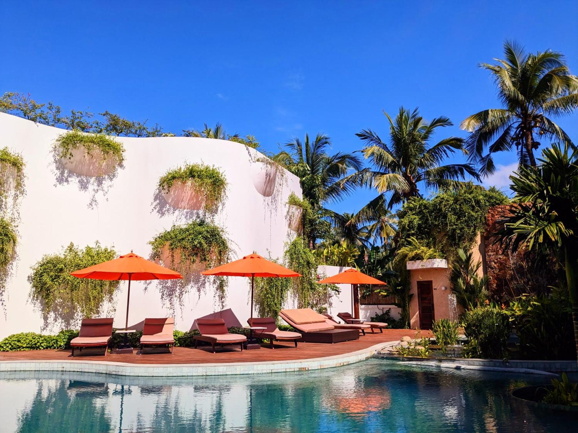 Waka Villa Private Pool Resort & Spa - Adults Only シェムリアップ エクステリア 写真